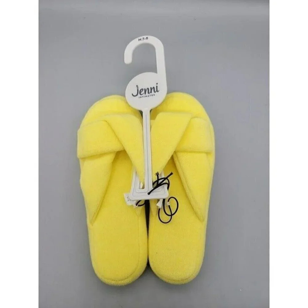 NWT Jenni Women's Intimates Slippers Yellow Size M (7-8)